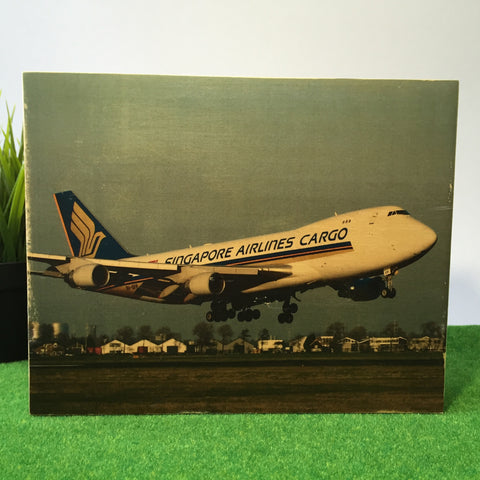 Singapore Airlines Cargo Plane