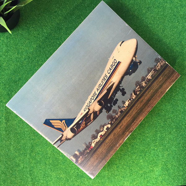 Singapore Airlines Cargo Plane